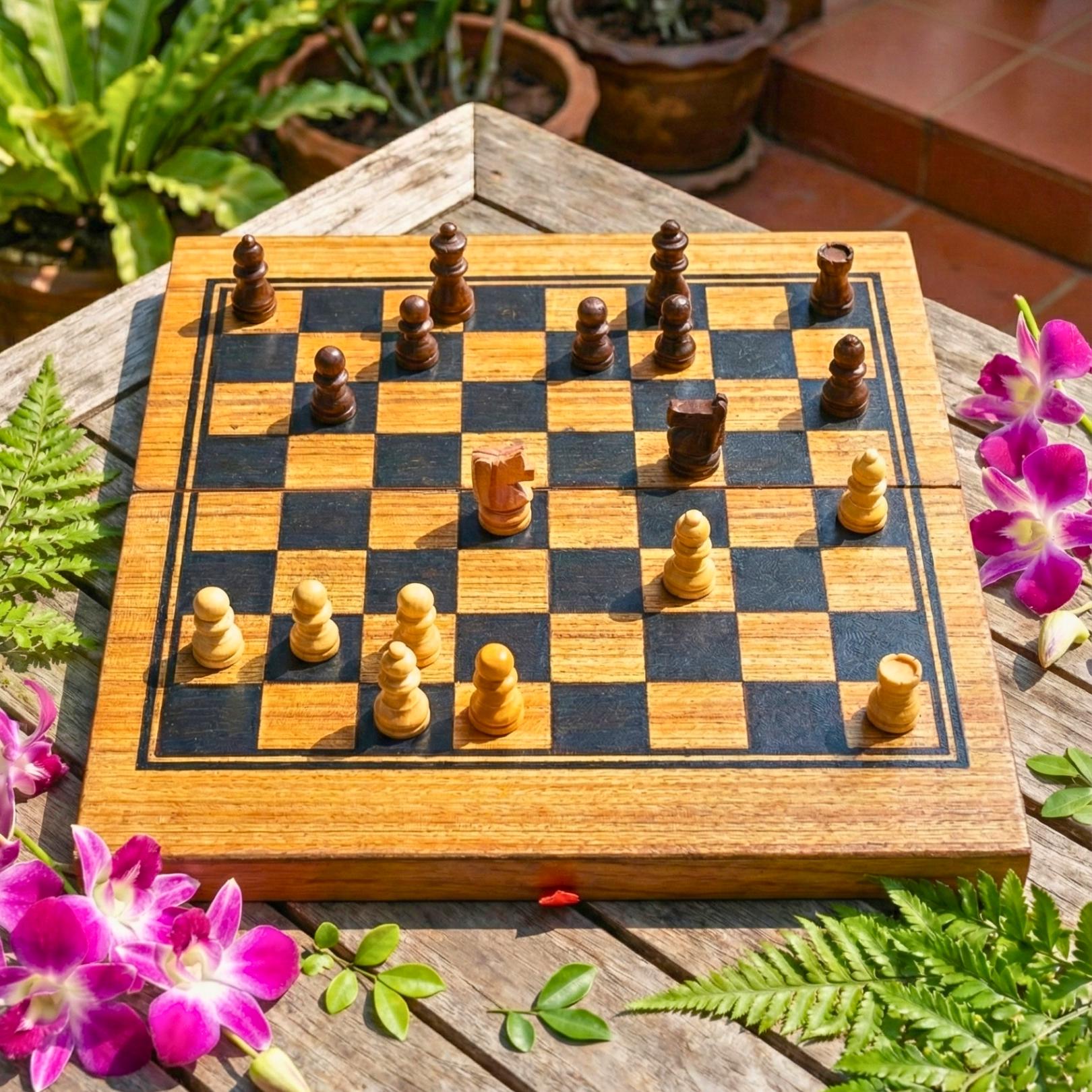 Hand Carved Wood Chess & Backgammon Set: 2-in-1 Traditional Board Game Toy