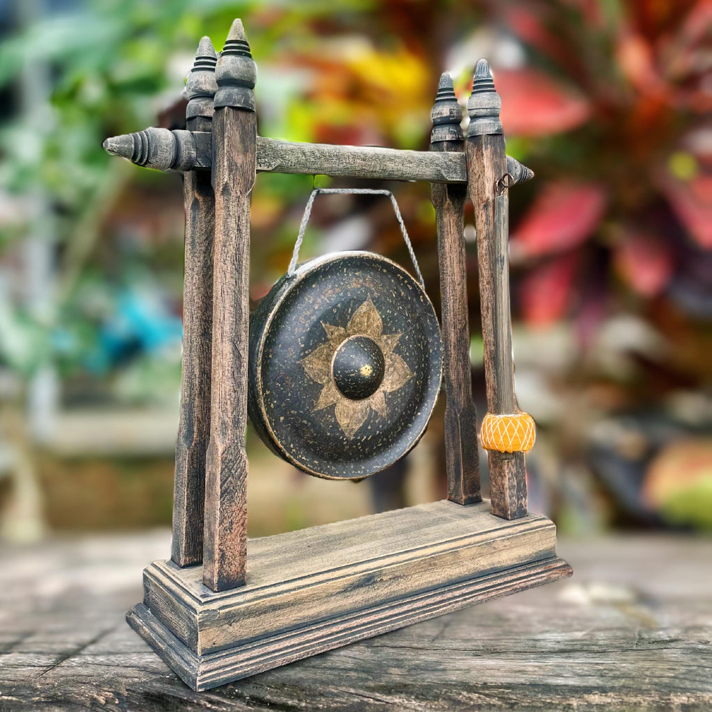 Handcrafted Thai Meditation Gong (Antique): Popular Weathered Zen Decor