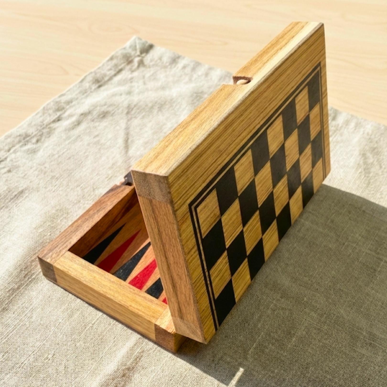 Hand Carved Wood Chess & Backgammon Set: 2-in-1 Traditional Board Game Toy