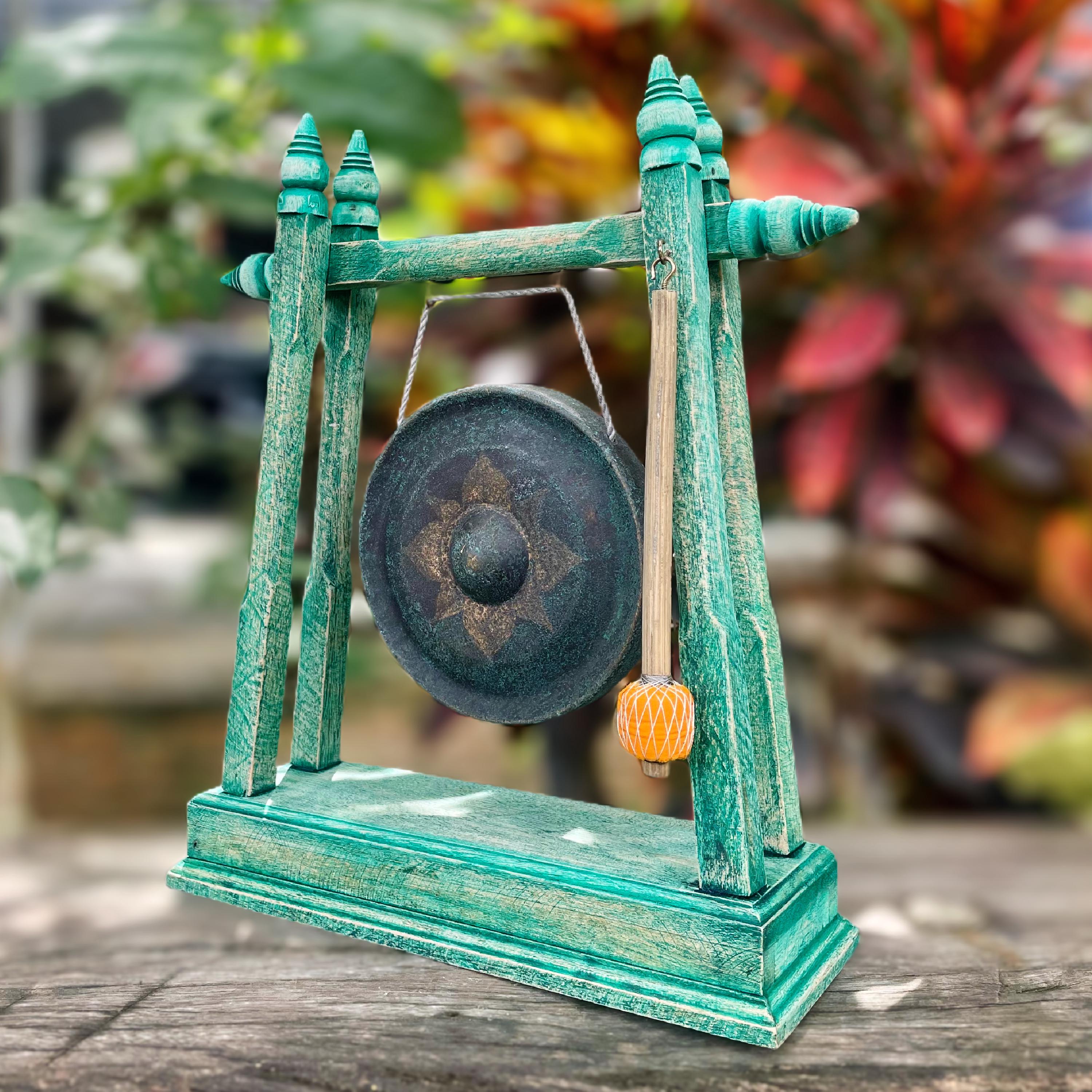Handcrafted Thai Meditation Gong (Antique): Popular Weathered Zen Decor
