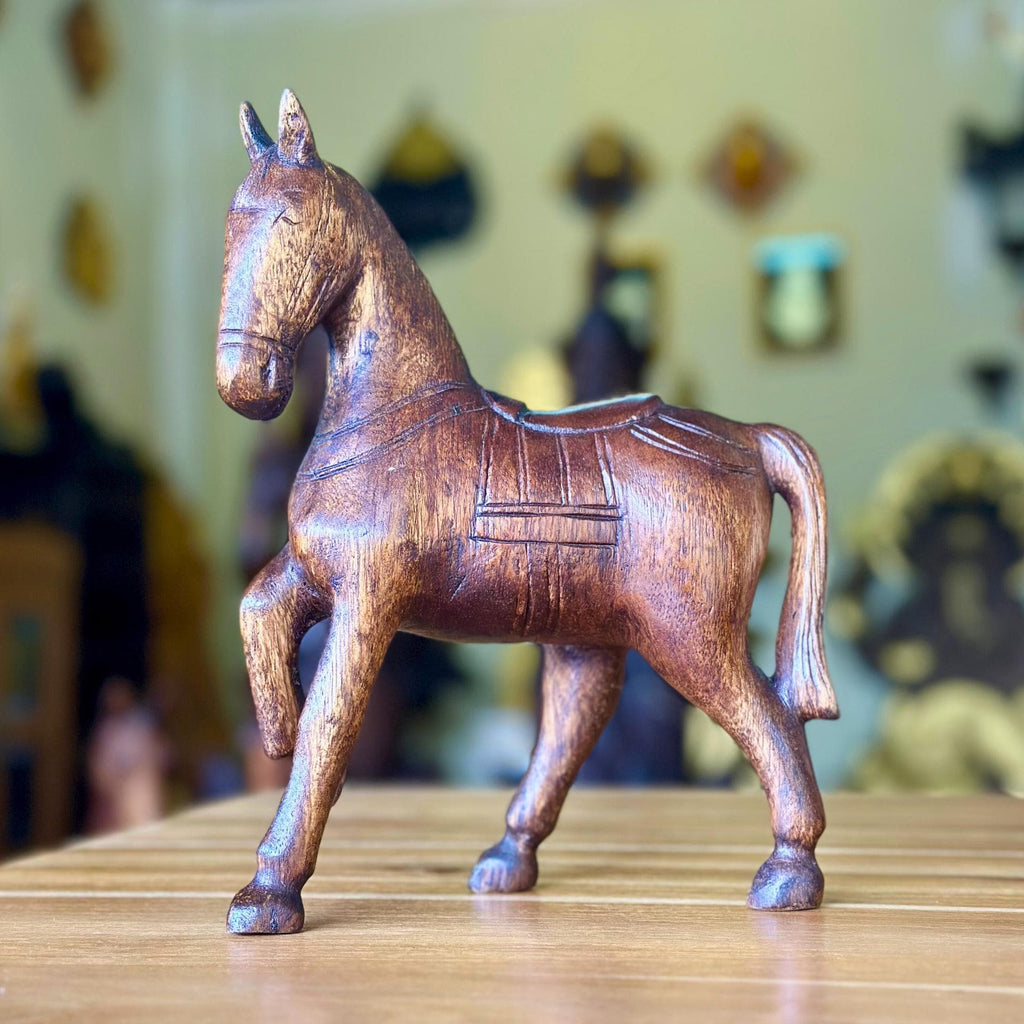 Hand-Carved Wooden Horse Statue: Rustic Farmhouse Decor