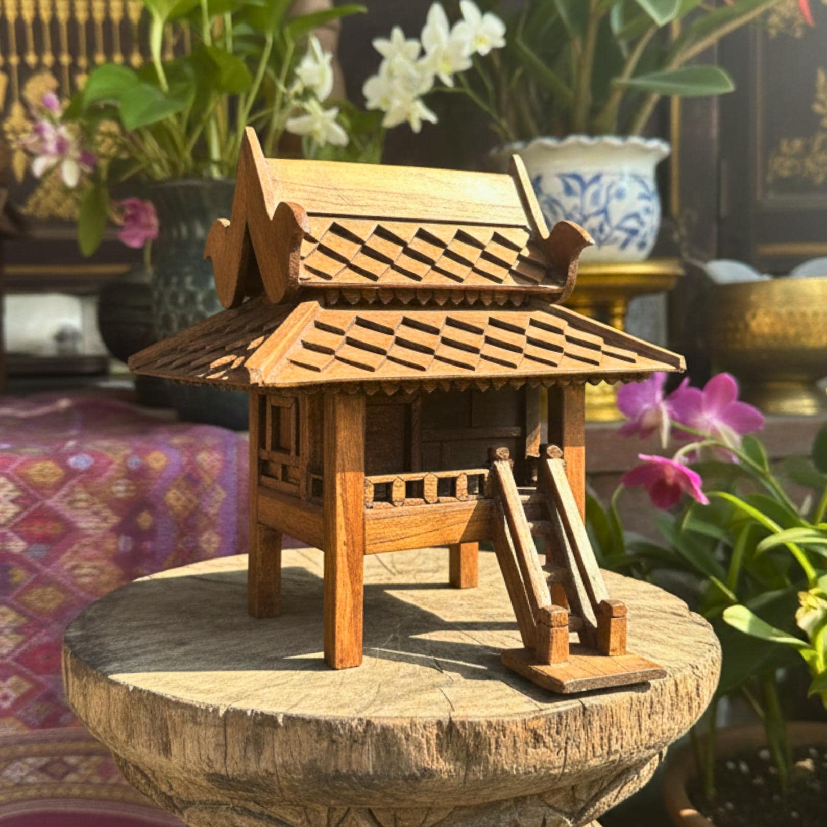 Hand Carved Teak Wood Spirit House: Traditional Thai Architectural Miniature