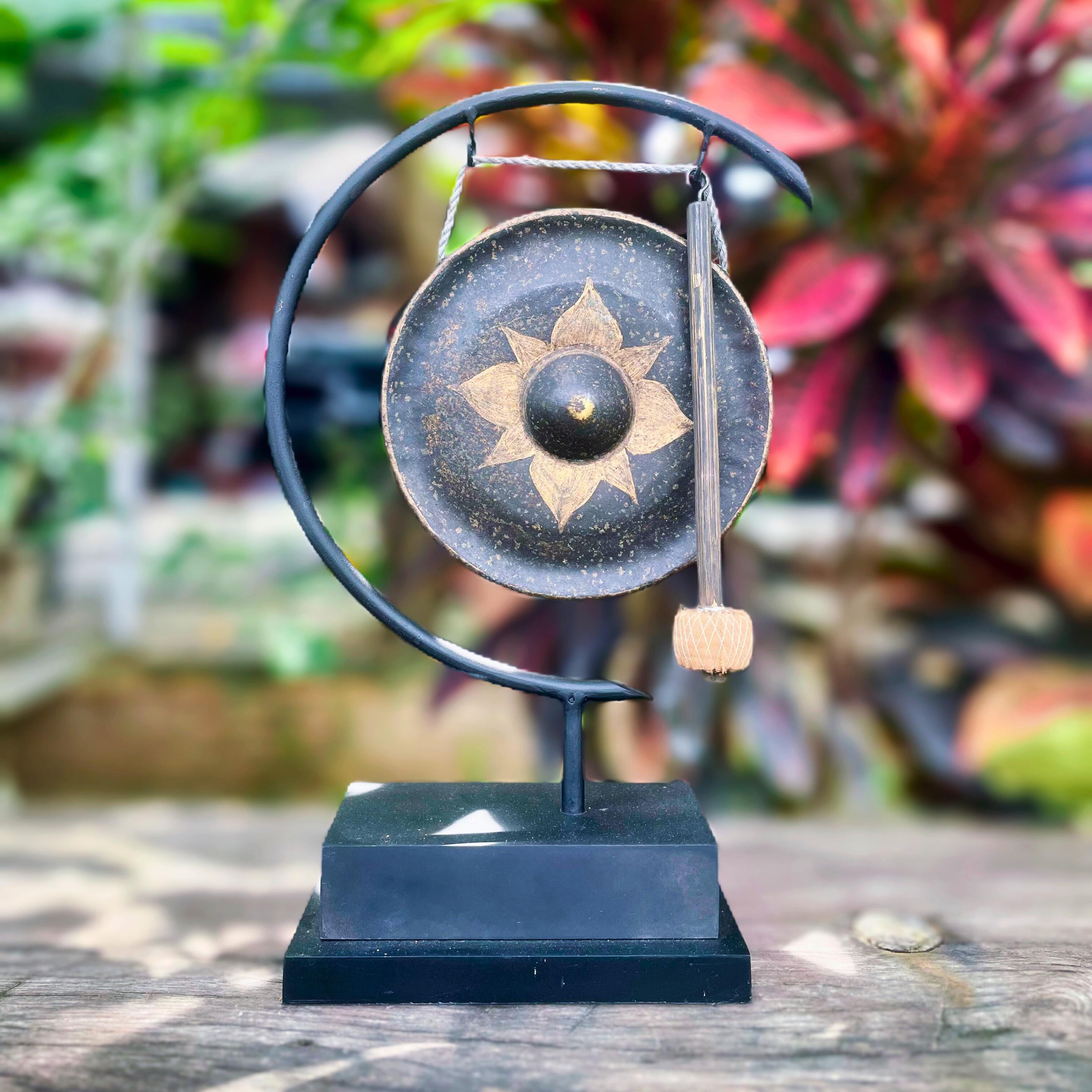Minimalist Metal Gong on Stand: Modern Zen Meditation Decor