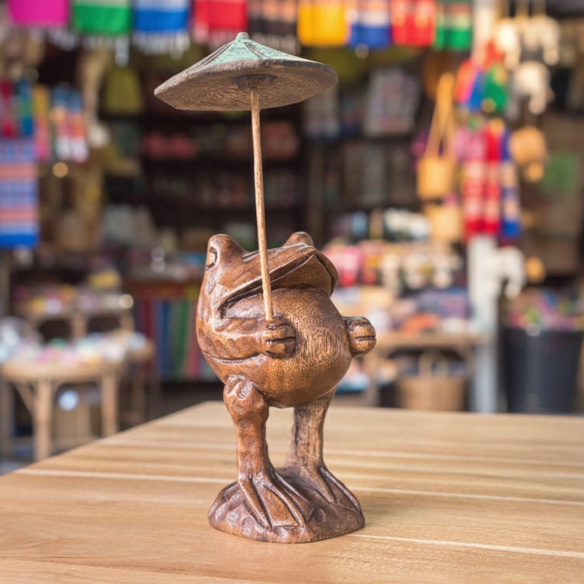 Hand Carved Wooden Frog Figurine: Unique Animal Statue Home Decor