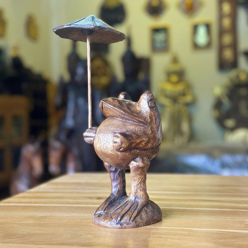 Hand Carved Wooden Frog Figurine: Unique Animal Statue Home Decor