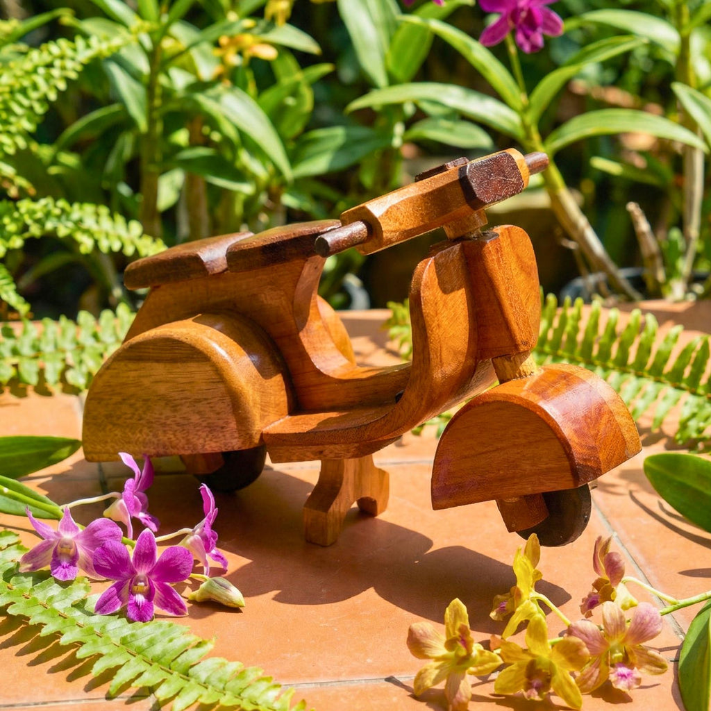 Hand Carved Wood Model Scooter Motorbike: Vintage Retro Desk Decor