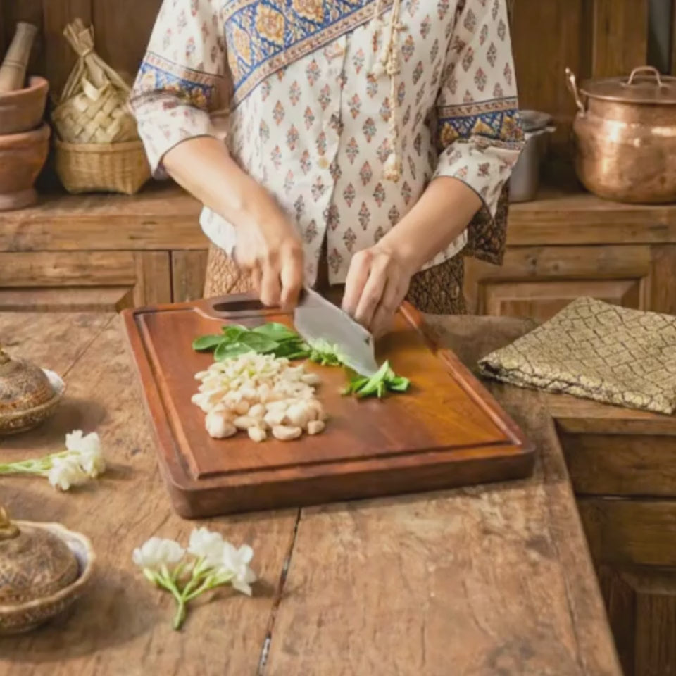 Professional Artisan Acacia Wood Cutting Board: Large Heavy-Duty Chopping Block